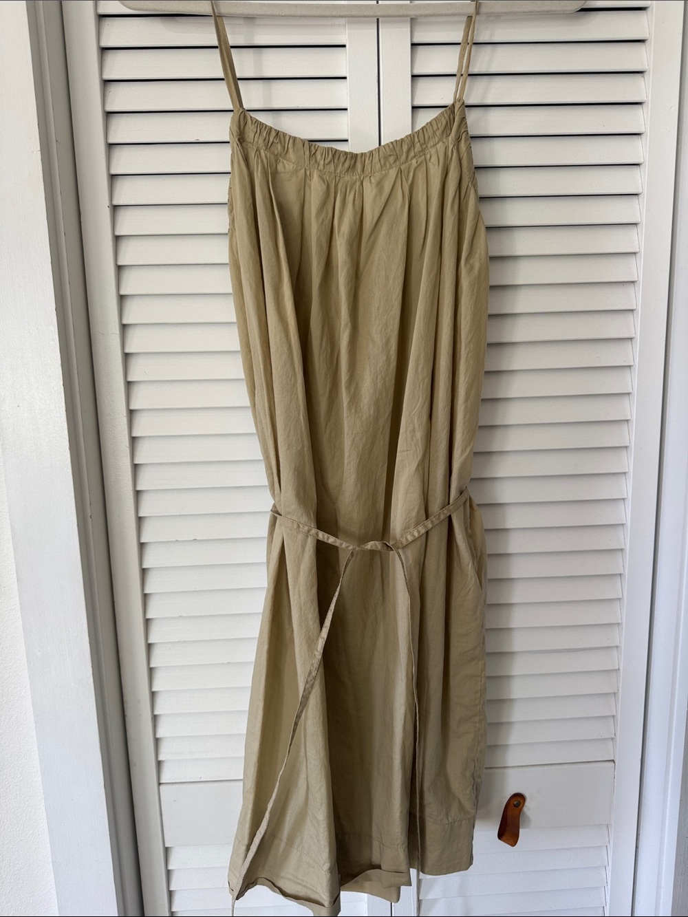 Mikoh Tan dress size 2 with tie option - Picture 3 of 4